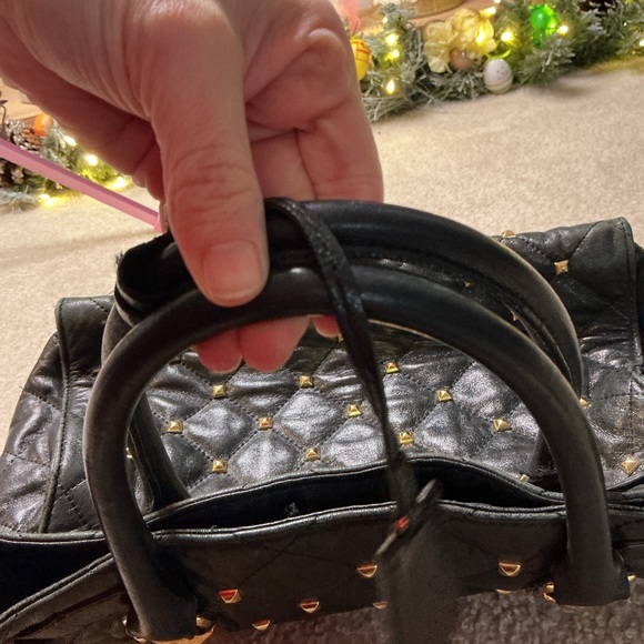 MICHAEL Michael Kors Black Quilted Shoulder Bag with Gold Studs - Picture 6 of 16